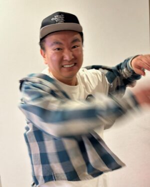 Kenji Yamauchi Instagram - 今日は内視鏡検査、胃カメラ検査行ってきた

喉にスプレータイプの麻酔をふって、その後に点滴タイプの麻酔を導入、そのままストンと意識は落ちて気付いたら終わってた✋✋✋

まじで毎回麻酔の凄さに感動と恐怖を覚えるなぁ

あんなに意識なくなるんや😱😱😱

いつ寝たかも覚えてない、、、😂

麻酔注入始まって大丈夫ですかー？って聞かれて、はい大丈夫ですーって言うたのだけ覚えてる

そんな私のTシャツはcal-animage Tシャツ

バックが最強よね、フロントのとこも可愛いけど😂

シャツとTシャツ

カバーオールとTシャツ

おそらくこの2本柱で私は生きていくでしょう😂

猫のインスタにもう服のインスタが抜かれそうです

イイねの数はとうの昔に抜かれました😂

#ヴィンテージ
#ヴィンテージTシャツ
#vintage
#vintagetee 
#vintagetshirt 
#かまいたち山内