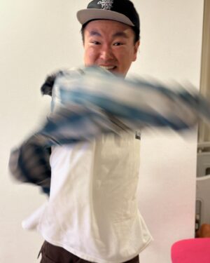 Kenji Yamauchi Instagram - 今日は内視鏡検査、胃カメラ検査行ってきた

喉にスプレータイプの麻酔をふって、その後に点滴タイプの麻酔を導入、そのままストンと意識は落ちて気付いたら終わってた✋✋✋

まじで毎回麻酔の凄さに感動と恐怖を覚えるなぁ

あんなに意識なくなるんや😱😱😱

いつ寝たかも覚えてない、、、😂

麻酔注入始まって大丈夫ですかー？って聞かれて、はい大丈夫ですーって言うたのだけ覚えてる

そんな私のTシャツはcal-animage Tシャツ

バックが最強よね、フロントのとこも可愛いけど😂

シャツとTシャツ

カバーオールとTシャツ

おそらくこの2本柱で私は生きていくでしょう😂

猫のインスタにもう服のインスタが抜かれそうです

イイねの数はとうの昔に抜かれました😂

#ヴィンテージ
#ヴィンテージTシャツ
#vintage
#vintagetee 
#vintagetshirt 
#かまいたち山内