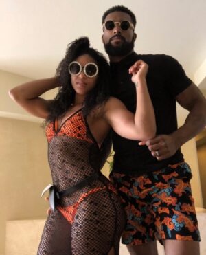 Kenneth Crawford Instagram - Happy 6th Anniversary my love.
Thanks for choosing this wild and crazy journey with me.

Forever & Ever