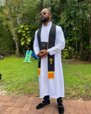 Kenneth Crawford Instagram - THEY TIED THE KNOT!

So honored & happy my brother asked me to officiate him & his bride into their marriage.

I’m beyond happy for these two & may God Bless & lead you all to eternal happiness!

CONGRATULATIONS! 

And now let the entire world say,

AMEN.

-Reverend Doctor Pastor Ford