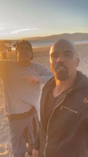 Kenny Johnson Instagram - Just finishing my last episode of SWAT !! It’s been an amazing journey  Here we are !! Love all of you for the support of the past 7 years  Thank you !!!❤️🙏💫☮️🌈