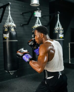 Kenny Ojuederie Instagram - 2 WEEKS TO GO!!! LOCKED IN. 🔒 🥊💥💨TICKETS AVAILABLE IN MY BIO !! @misfitsboxing @mf_daznxseries
