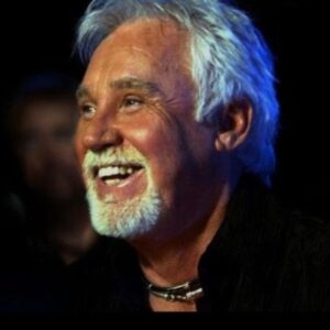 Kenny Rogers Instagram - Kenny often said: "Always be happy where you are. Never be content to be there, but if you're not happy where you are, you'll never truly be happy." We think he had that exactly right.

#kennyrogers #wordsofwisdom #lifelessons #kennyisms #behappy #lifeislikeasong #musicheals #throwbackthursday 

-Team KR