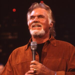 Kenny Rogers Instagram - "I'm much more comfortable singing than talking." -Kenny Rogers

@acltv 25th Anniversary Season (2000).

#flashbackfriday 

{📷: Scott Newton}

-Team KR