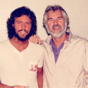 Kenny Rogers Instagram - Wishing the incomparable @officialbarrygibb a Very Happy Birthday! 

#barrygibb #kennyrogers #legends #friends #music 

-Team KR