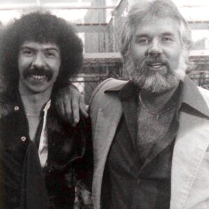 Kenny Rogers Instagram - Thank God for the memories. This is how we will remember Joe Bonsall … always smiling. Joe and his friendliness, high-energy personality, positive outlook—and of course, that voice(!)—made this world a better place one person at a time. Our hearts and prayers go out to Joe’s family, friends, associates and Kenny’s brothers for life, @theoakridgeboys and their fans. It’s a heartbreaking loss, but we take comfort in the fact there is no doubt an extraordinary reunion going on today. -Team KR