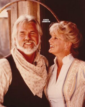 Kenny Rogers Instagram - Kenny & @lindaevansofficial on the set of “Kenny Rogers as The Gambler: The Adventure Continues” in 1983. The TV movie earned two Emmy Award nominations and was an even bigger ratings success than “The Gambler.” #throwbackthursday -Team KR