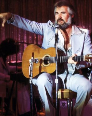 Kenny Rogers Instagram - Who's got a good caption for this pic? Go!
#flashbackfriday 
-Team KR
