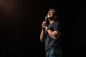 Kenny Sebastian Instagram - THANK YOU @kennethseb for giving an INCREDIBLE show in Dublin. 🙌

Are you ready CORK ?? 

To see the magic by @kennethseb 😍😍😍 

An Amazon audience ✨
Thanks to the team for all the hard work BTS. 🫶🏻

PC - @jayanthshah 

#GkEntertainment