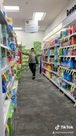 Kenny Wormald Instagram - Can’t take @nickbaga anywhere without this happening. 😂🔥 #CVS #heatison #tiktok