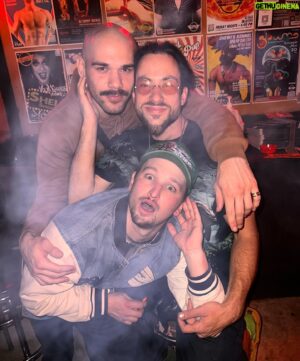 Kent Boyd Instagram - Imagine having three gay sons that look like  this 🥹