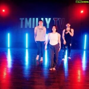 Kent Boyd Instagram - This class had 🏁NO 🏁mercy the @jonasbrothers would approve! Thanks to everyone it was insane!!! #dance #danceclass #jazz #kentboydchoreography #tmilly #entitydance #slayana #jonasbrothers 

Dm me for class footage! Heart 🏎️🏎️🏎️