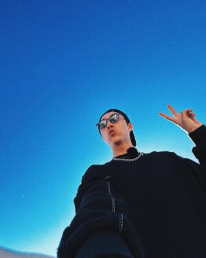 Kent Tsai Instagram - 帥照還不能發，所以先發一些奇怪的