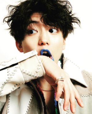 Kentaro Ito Instagram - NYLON JAPAN5月号、本日発売です👊
ぜひご覧ください‼️

kentaro....