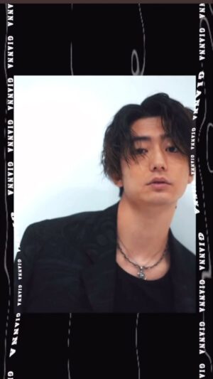 Kentaro Ito Instagram - GIANNA出させていただきました✌️

お楽しみに👊

#GIANNAAnother

kentaro....