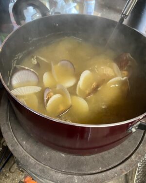 Kentaro Ito Instagram - 地元の方から元気の出る差し入れ頂きました‼️美味しかったです！
ご馳走様でした！

kentaro...