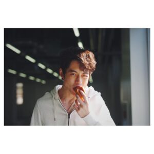 Kentaro Sakaguchi Instagram - 明日から、「おかえりモネ」
よろしくお願いします☺️

写真は特に関係ないです🥰