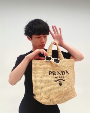 Kentaro Sakaguchi Instagram - PRADAからサマーギフトが届きました☺︎

@prada