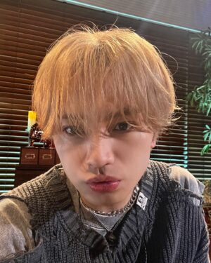 Kento Nakajima Instagram - My Gold Vision🧑🏼
#ThankUnity
#I_AM_U
#久々の金髪ぅ