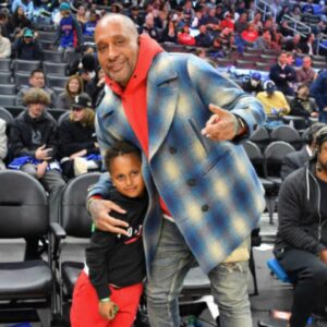 Kenya Barris Instagram - Happy Happy 7th Birthday to my BigGuy #Bronx aka #BubbaSparx aka #Bronxie!! I love you more than you will ever know Son.  Thank you for being my Clippers partner and for always being good for a joke.  Hope you enjoyed your day and can’t wait to see the man you continue to grow into!!!