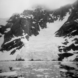 Kerry Bishé Instagram - No country owns any part of Antarctica. It is dedicated to Peace and Science. And today it reached its highest temperature in recorded history. https://www.washingtonpost.com/weather/2020/02/07/antarctica-just-hit-65-degrees-its-warmest-temperature-ever-recorded/?utm_campaign=wp_main&utm_medium=social&utm_source=twitter