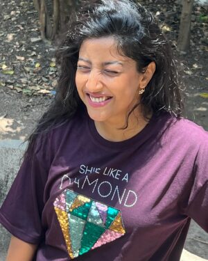 Ketaki Narayan Instagram - Shinning in the sunlight 🌻💎

Wearing  @chkokko @shivi19765 
#ketakinarayan #summer #outfit #chkokko #collab