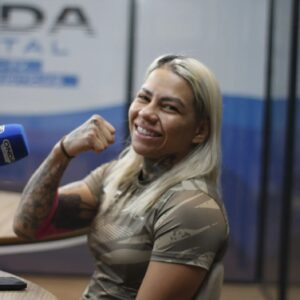 Ketlen Souza Instagram - Confira na íntegra no @debubuiapodcast esse super bate-papo que tivemos com a amazonense atleta do UFC Ketlen Esquentadinha @ketlenesquentadinhaofc 🩷🥊🥋🌺💚🎙🎧