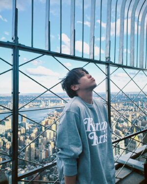 Keung To Instagram - 聽說很多人沒看到過我的額頭🧑🏼‍🦲🧑🏼‍🦲🧑🏼‍🦲🧑🏼‍🦲

#這幾天 
#想通很多事