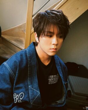 Keung To Instagram - 拍照就是要看別的地方

@kenzo