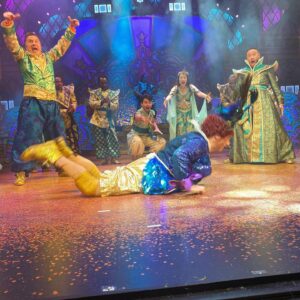 Kevin Clifton Instagram - Aladdin @marlowetheatre 
Off the charts audience last night!
