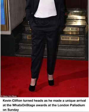 Kevin Clifton Instagram - Everbody’s Talkin About …
@jamiemusical  Gave my Loco Chanelle practice heels a run out this evening presenting Best Choreography award to @mattcoledance @whatsonstage awards @thelondonpalladium 👠