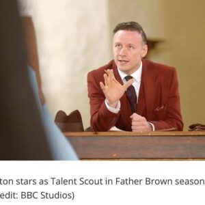 Kevin Clifton Instagram - Hope u all enjoyed the latest ep of Father Brown @fatherbrownseries