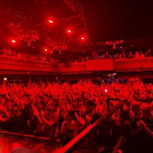 Kevin Johansen Instagram - Gracias, Barcelona! Bona nit! 🫶🔥