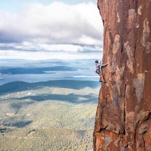 Kevin Jorgeson Instagram - Until next time Australia! It’s been a whirlwind two weeks on tour with @tommycaldwell. Thanks to everyone who came out to one of the shows, said hi at a store visit, and climbed with us. Another trip is definitely needed in order to fully enjoy everything Australia has to offer!