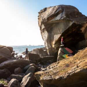 Kevin Jorgeson Instagram - Happy Earth Day! Grateful for this playground! 

📸: @studioiverson