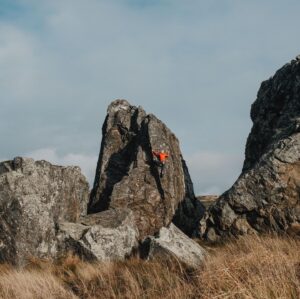 Kevin Jorgeson Instagram - Over 20 years ago, I tried outdoor climbing for the first time at this seaside crag called Sunset Boulders. It’s still one of my favorite spots, known best for slippery feet, sharp holds, and fun top ropes/highballs. 📷: @marble_rye