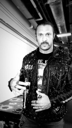 Kevin Kesar Instagram - You’ll see the vision. #WWERaw