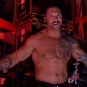 Kevin Kesar Instagram - I don’t bullsh!t.
Friday, bring a neck brace. 

⏳

#WWE #SmackDown #WWERAW #WWENXT