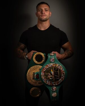 Kevin Lerena Instagram - Feeling grateful and motivated as I sit here & realise that I GOT OPTIONS 💭 With my current status, I have the opportunity to fight for the WBC Bridgerweight world title as I am the mandatory challenger ! But that’s not all, at my request I can also go back down to cruiserweight and challenge for that WBC belt with special request or even go up 2 divisions and compete in any high level international heavyweight fights 📈 This position wasn’t handed to me, I’ve worked hard and navigated like a true CAPTAIN to get here 😤 The options are limitless and I AM STAYING READY 🥊 #boxing #WBC #Bridgerweight #Cruiserweight #Heavyweight