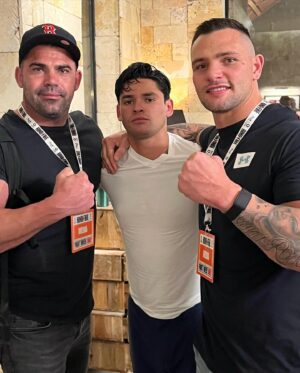 Kevin Lerena Instagram - Highly favoured ✝️