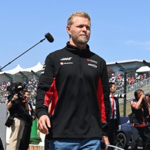 Kevin Magnussen Instagram - Tricky weekend in Japan. However, our pace was better than expected, we finished close to the points – that’s encouraging and gives some hope for coming races 👊 #HaasF1 #JapaneseGP