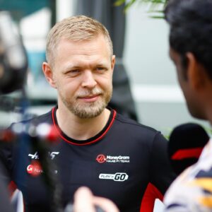 Kevin Magnussen Instagram - Those Miami Vibes 🏖️ #HaasF1 #MiamiGP