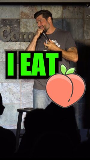Kevin McNamara Instagram - I had to let the crowd in Denver know that not all heroes wear capes and sometimes you have to get your face dirty. 
•
Comment “Dinner” if you like to eat 🍑 
Comment “Spread” if you like your 🍑 eaten
Comment “I’m full” if you’re anti 🍑eating
•
Like, Comment, Share, Follow if you love Me or 🍑
•
#standup #funny #comedy