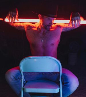 Kevin McNamara Instagram - Neon Cowboy. 
•
(Favorite Shot?)
•
📸: @jhairguerrero 
#fit #fitness #print #fitfam #fitspo #fitnessmotivation #fitnessjourney #tattoo #tattoos #guyswithtattoos #inked #ink #model #malemodel #vibes #neon #hat #style #fashion #artist #art