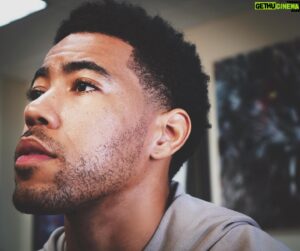 Kevin Miles Instagram - Too many thoughts on a caption n not enough action 
📸 @tre.the.barber has me as #1 on the barber chart board 😂