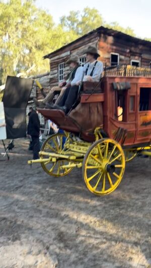 Kevin Sorbo Instagram - Quiet on set!