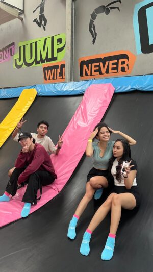 Kezia Caroline Instagram - Best fun exercise experience ever💚
📍Bounce Street Trampoline, Kelapa Gading
@bouncestreetasia #bouncestreetjakarta #xzone