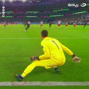 Khaled El Ghandour Instagram - كان لازم تعاد