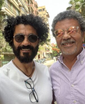 Khaled El Nabawy Instagram - شخصية جديدة بقى😎.. قريبًا فيلم #أهل_الكهف رواية ا توفيق الحكيم و سيناريو  أيمن بهجت قمر  و إخراج عمرو عرفه