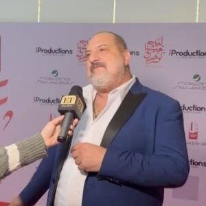 Khaled El Sawy Instagram - عمر شبهي بس هو مش أنا، وده في حد ذاته صعب
الأصعب تمثل حد قريب!